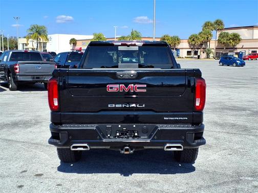 2025 GMC Sierra 1500 Denali