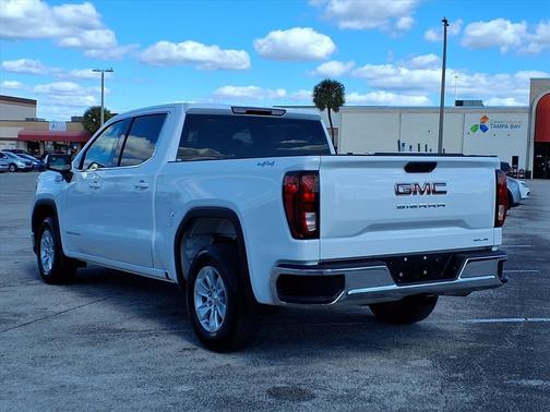 2025 GMC Sierra 1500 SLE