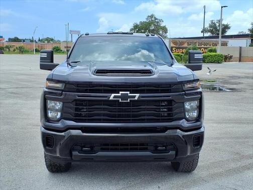 2024 Chevrolet Silverado 2500 Custom