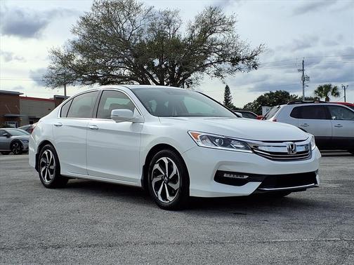 2017 Honda Accord EX-L w/Navigation & Honda Sensing