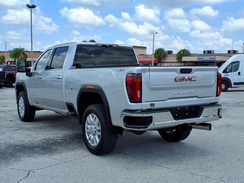 2023 GMC Sierra 3500 SLT