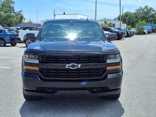 2018 Chevrolet Silverado 1500 Custom