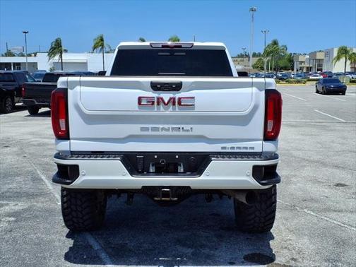 2022 GMC Sierra 2500 Denali