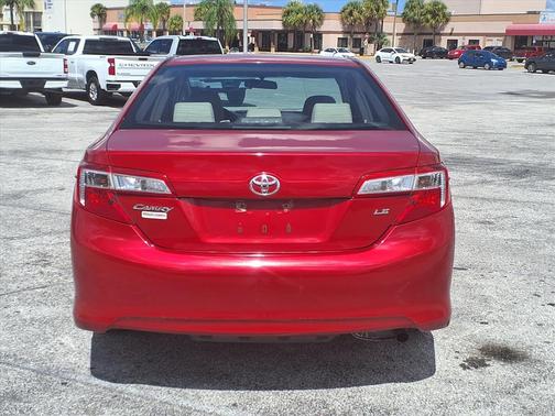 2012 Toyota Camry LE