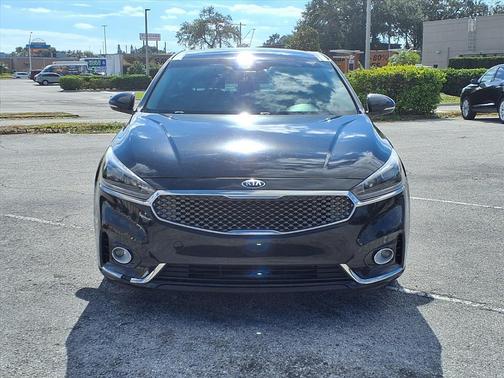 2017 Kia Cadenza Premium
