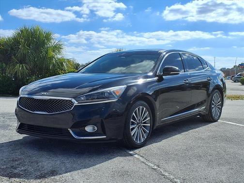 2017 Kia Cadenza Premium