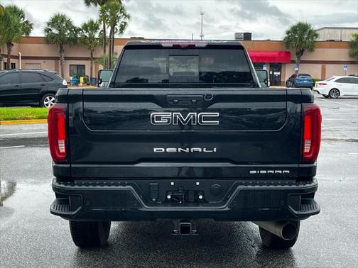 2023 GMC Sierra 2500 Denali