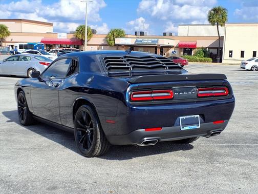 2017 Dodge Challenger R/T