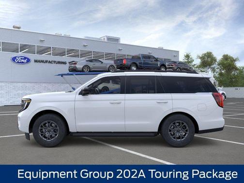 Oxford White 2026 Ford Expedition Active