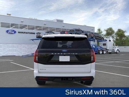 Oxford White 2026 Ford Expedition Active