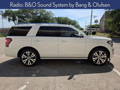 Star White 2021 Ford Expedition Platinum