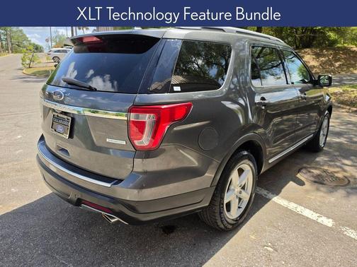Magnetic 2018 Ford Explorer XLT