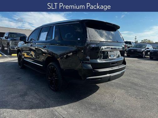 2023 GMC Yukon SLT