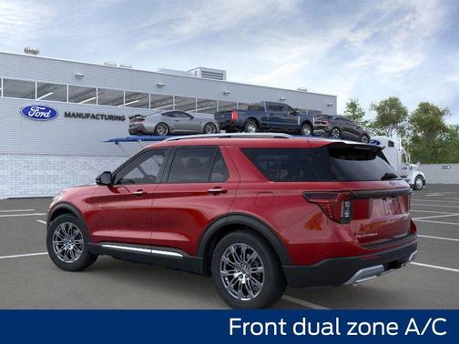 2025 Ford Explorer Platinum