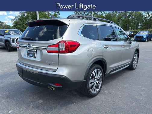 Tungsten Metallic 2019 Subaru Ascent Limited 8-Passenger