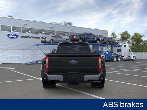 2026 Ford F-450 Lariat