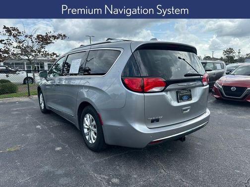 2018 Chrysler Pacifica Touring-L