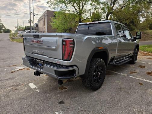 Sterling 2024 GMC Sierra 2500 AT4