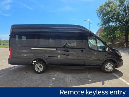 Agate Black Metallic 2025 Ford Transit-350 XLT