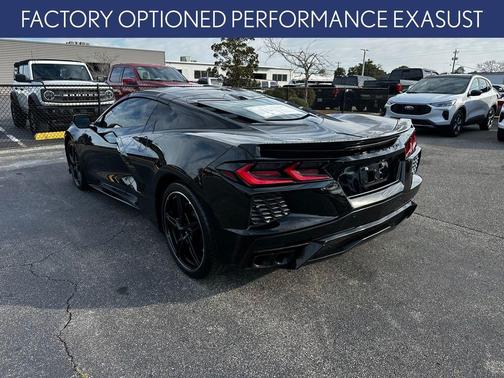 2025 Chevrolet Corvette Stingray w/2LT