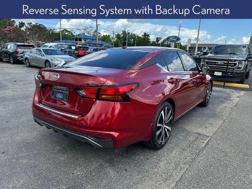 2021 Nissan Altima 2.5 SR