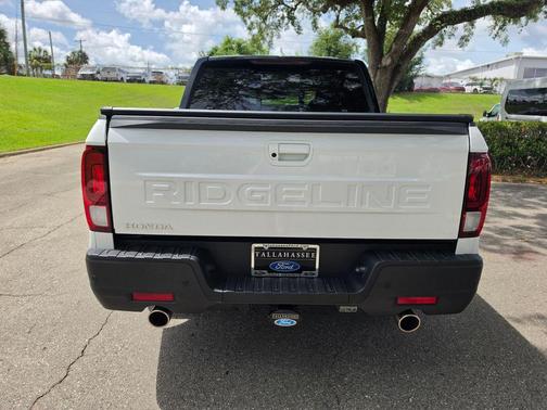 Platinum White Pearl 2025 Honda Ridgeline Black Edition