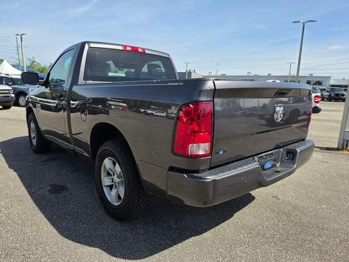 Granite Crystal Clearcoat Metallic 2019 RAM 1500 Classic Express