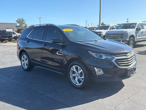 Mosaic Black Metallic 2019 Chevrolet Equinox 2LT