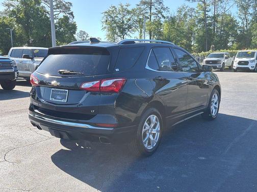 Mosaic Black Metallic 2019 Chevrolet Equinox 2LT