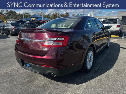 2019 Ford Taurus SEL