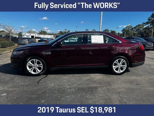 2019 Ford Taurus SEL