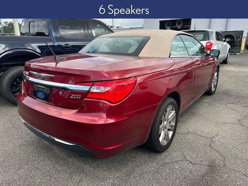 2014 Chrysler 200 Touring