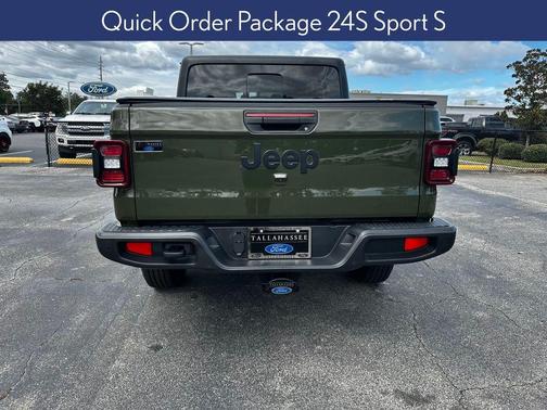 2023 Jeep Gladiator Sport