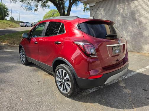 Cinnabar Metallic 2022 Buick Encore Preferred