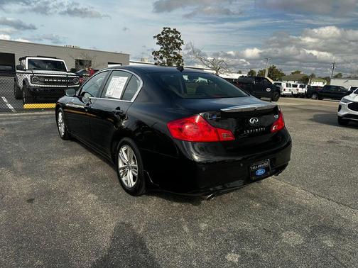 2013 INFINITI G37 Journey