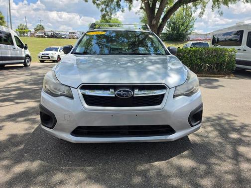 Ice Silver Metallic 2013 Subaru Impreza 2.0i