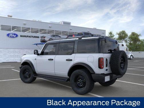 Oxford White 2026 Ford Bronco Outer Banks