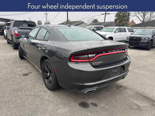 2016 Dodge Charger SXT