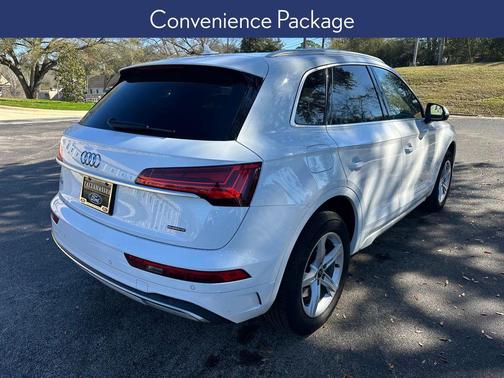 2022 Audi Q5 40 Premium