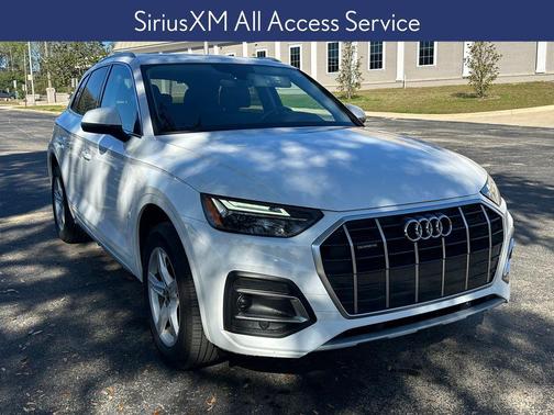 2022 Audi Q5 40 Premium