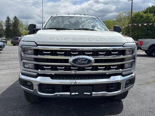 White 2024 Ford F-350 Super Duty