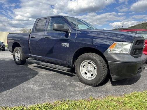 True Blue Pearlcoat 2018 RAM 1500 ST