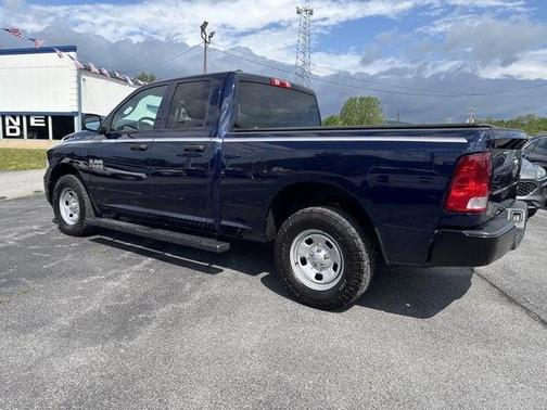 True Blue Pearlcoat 2018 RAM 1500 ST