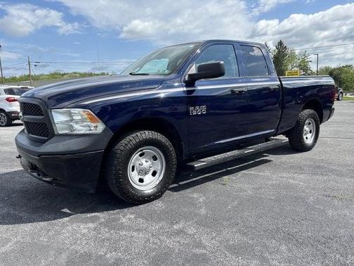 True Blue Pearlcoat 2018 RAM 1500 ST