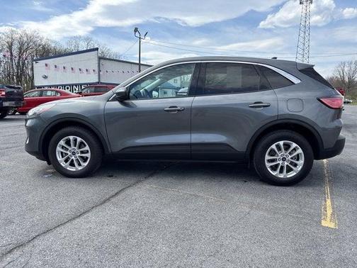 Gray 2021 Ford Escape SE