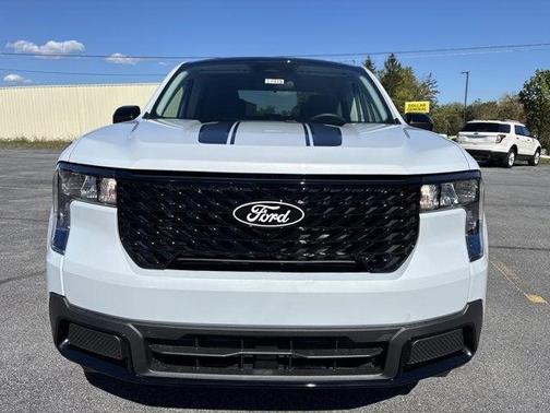 Space White Metallic 2025 Ford Maverick XLT