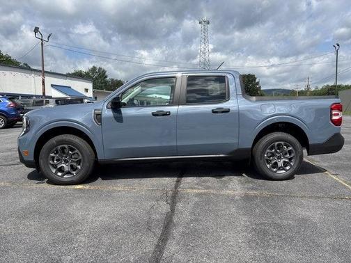 Azure Gray Metallic 2025 Ford Maverick XLT