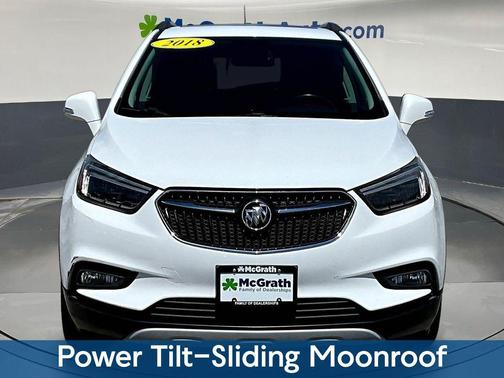 Summit White 2018 Buick Encore Essence