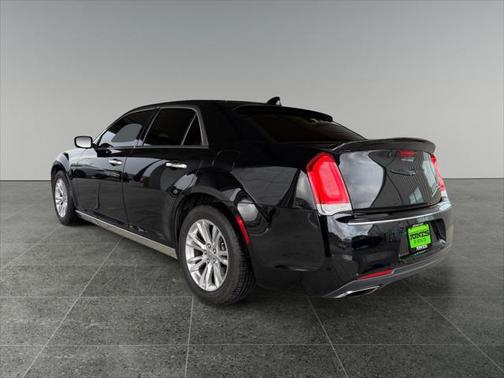 2016 Chrysler 300 S