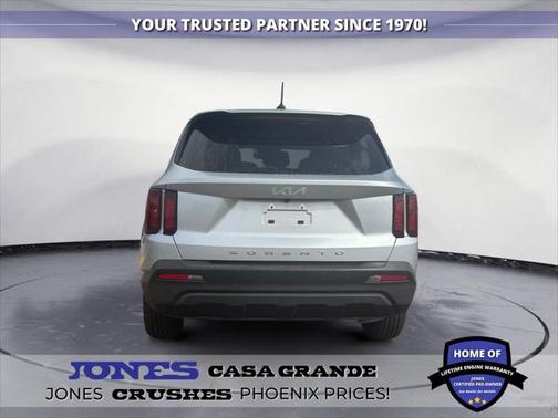2022 Kia Sorento LX